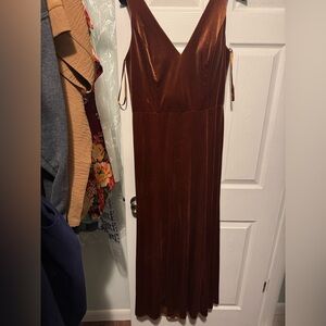 Nouvelle semi-formal/bridesmaid dress size 14